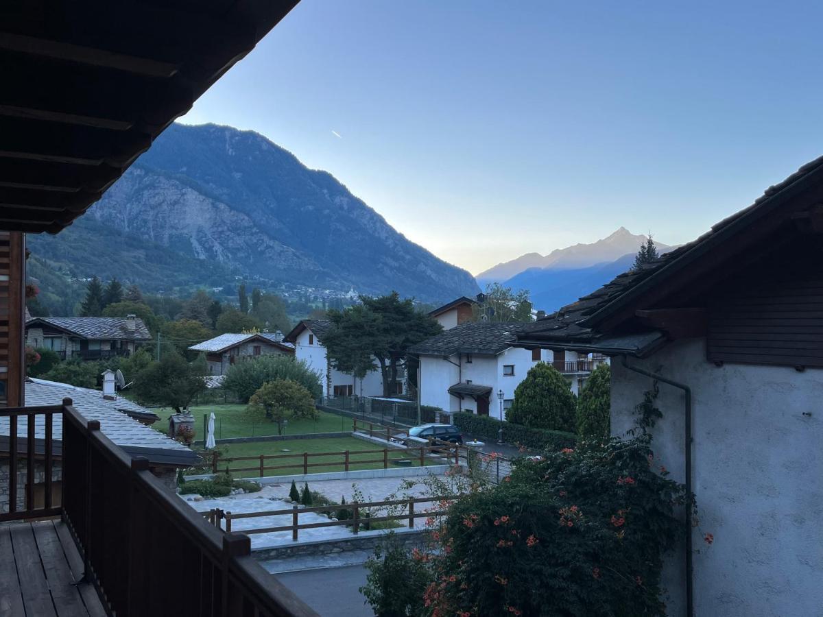 Appartamento Casa Dei Ciliegi Morgex Esterno foto